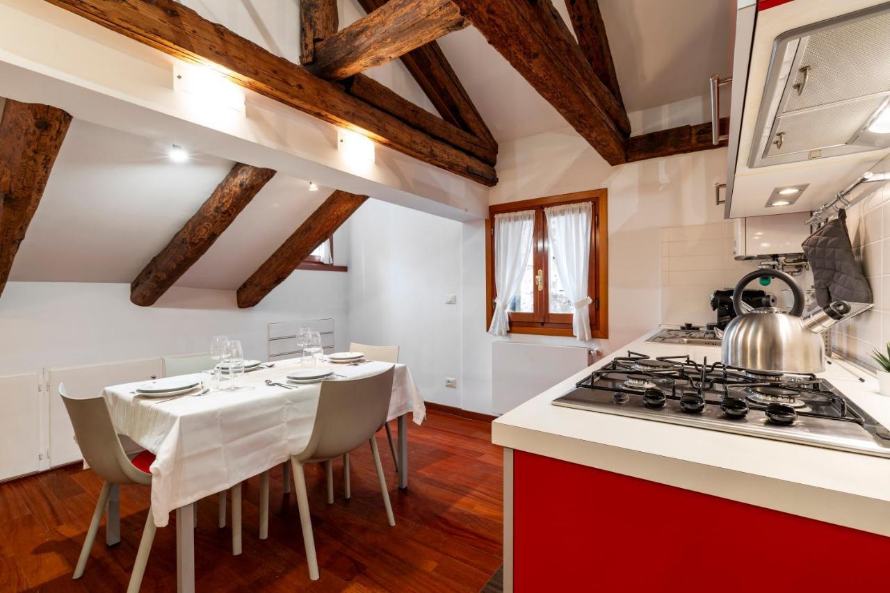 Glass House - Loft 2 Minutes To Rialto Bridge & View البندقية المظهر الخارجي الصورة