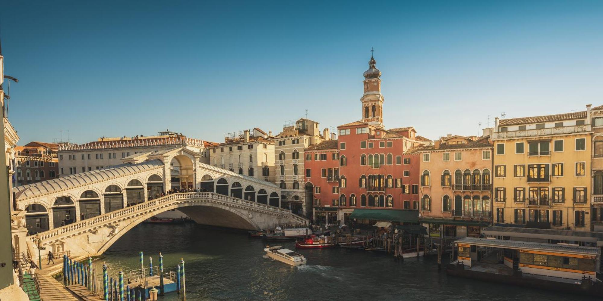 Glass House - Loft 2 Minutes To Rialto Bridge & View البندقية المظهر الخارجي الصورة