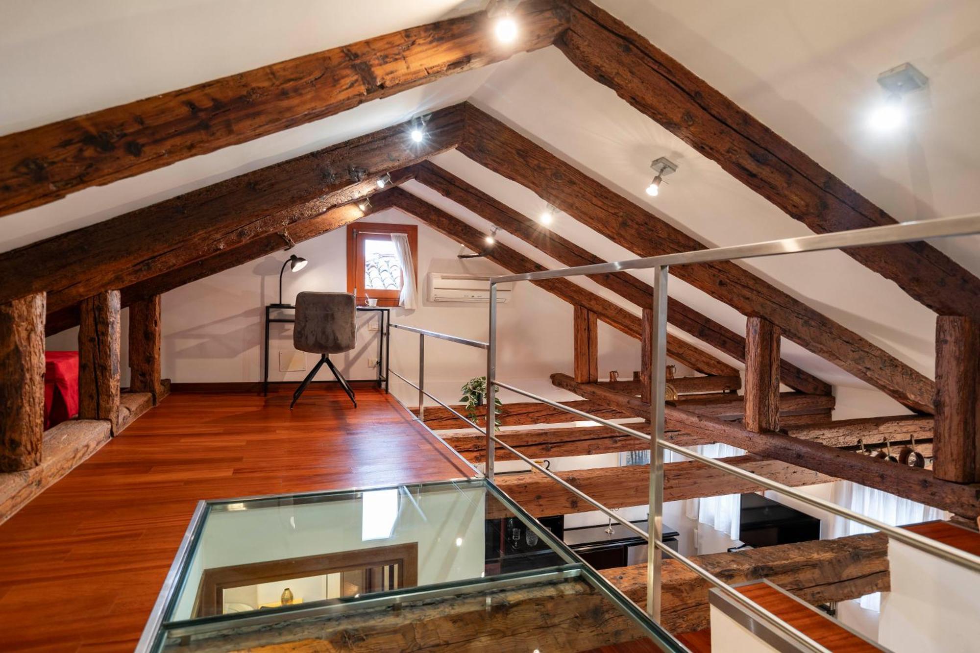 Glass House - Loft 2 Minutes To Rialto Bridge & View البندقية المظهر الخارجي الصورة