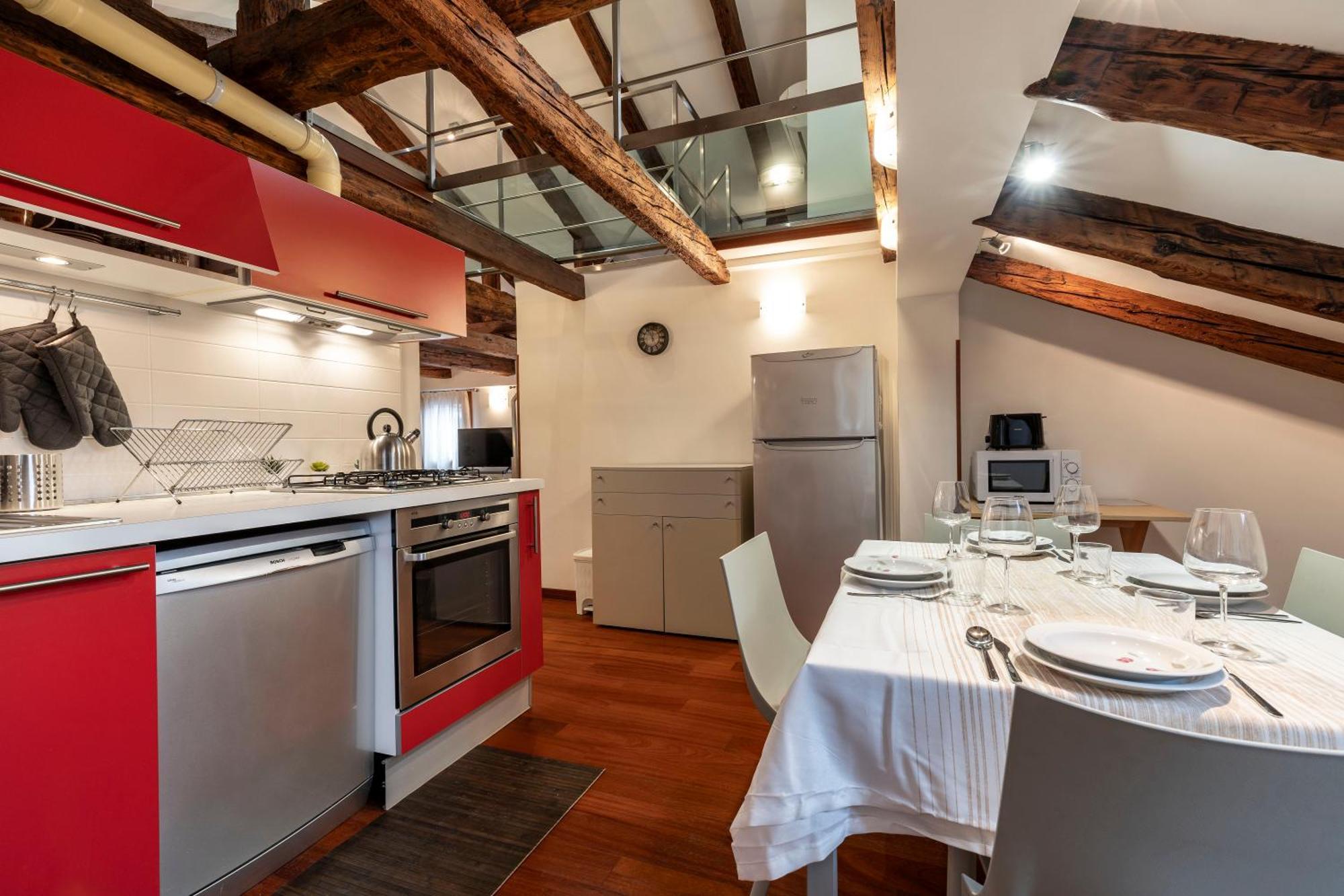 Glass House - Loft 2 Minutes To Rialto Bridge & View البندقية المظهر الخارجي الصورة