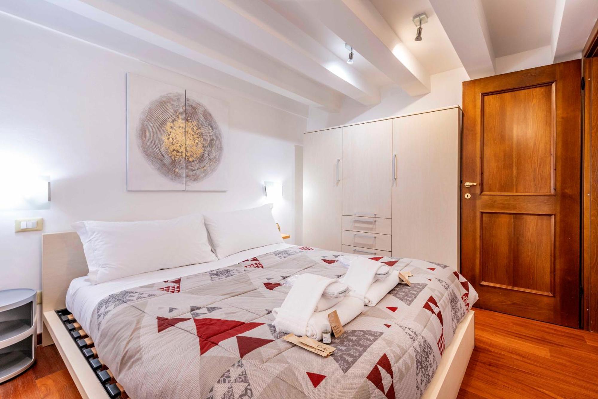 Glass House - Loft 2 Minutes To Rialto Bridge & View البندقية المظهر الخارجي الصورة